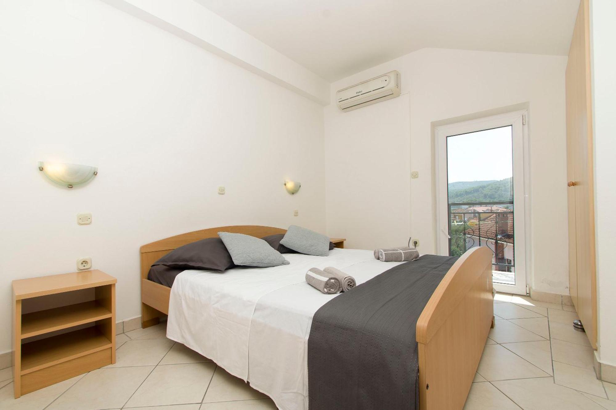 Apartments Vela Luka *