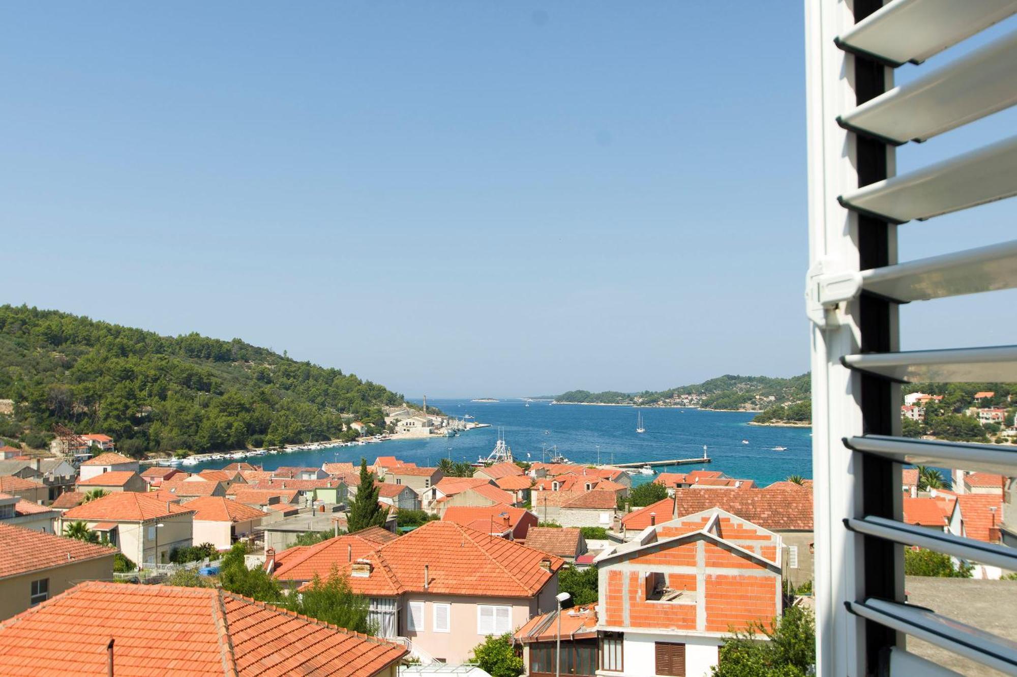 Apartments Vela Luka *