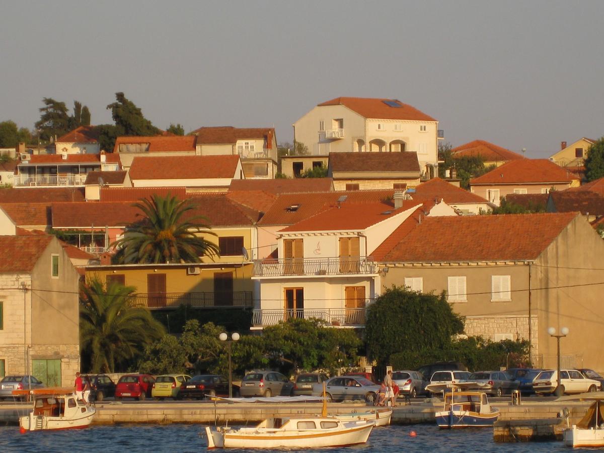 Apartment Apartments Vela Luka